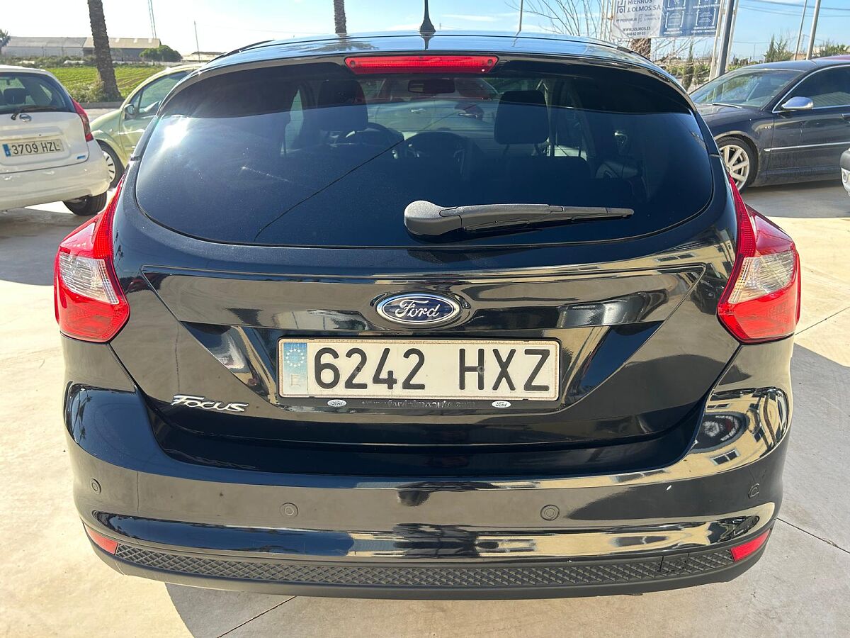 FORD FOCUS TREND 1.6 TI-VCT AUTO SPANISH LHD IN SPAIN 89000 MILES 1 OWNER 2014